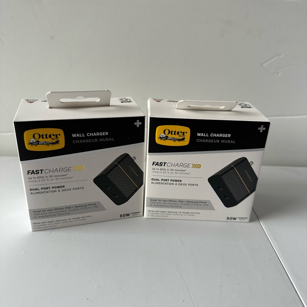 2OtterBox Black Shimmer 20W + 30W Fast Charge Duel Port USB-C Wall Power Charger
